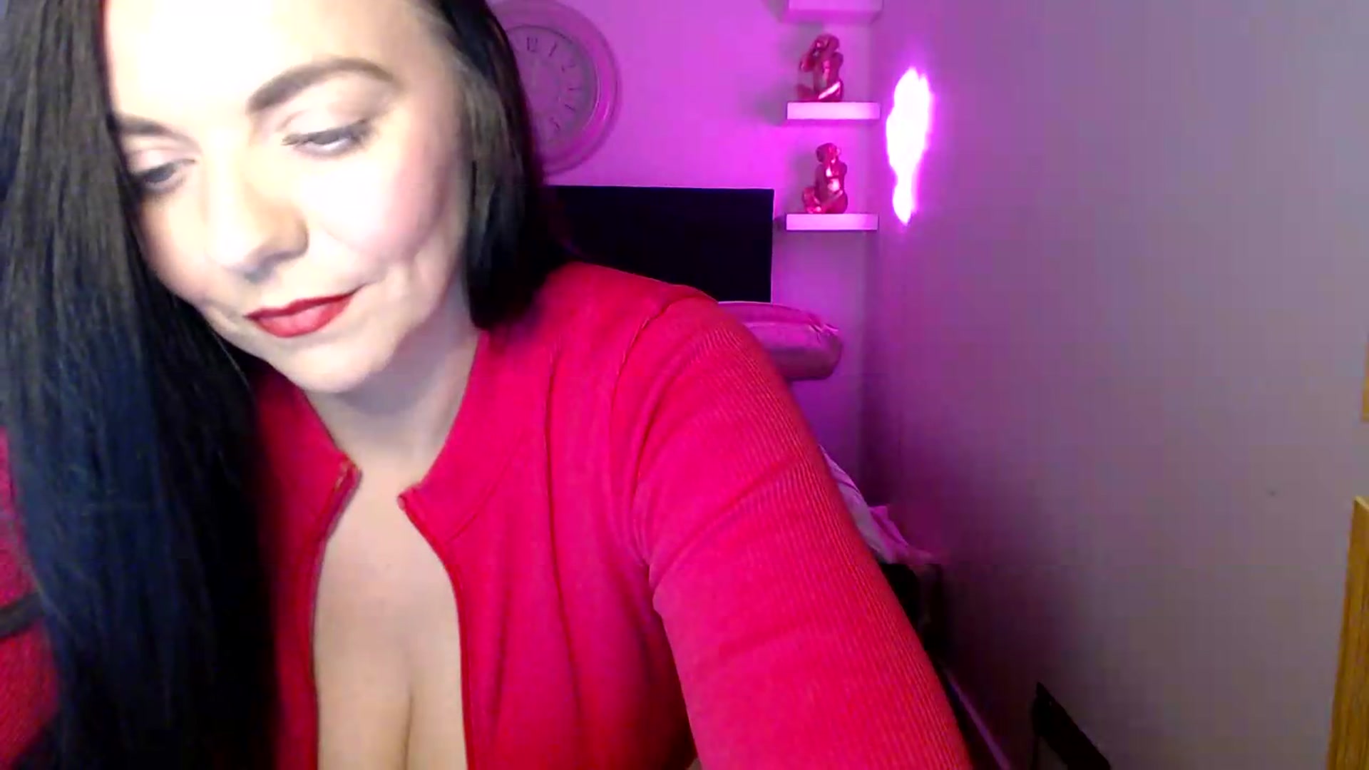 Gallery image thumbnail from innocentSamx's myfreecams stream on, 08/15/2026, 15:23 image 8 of 20