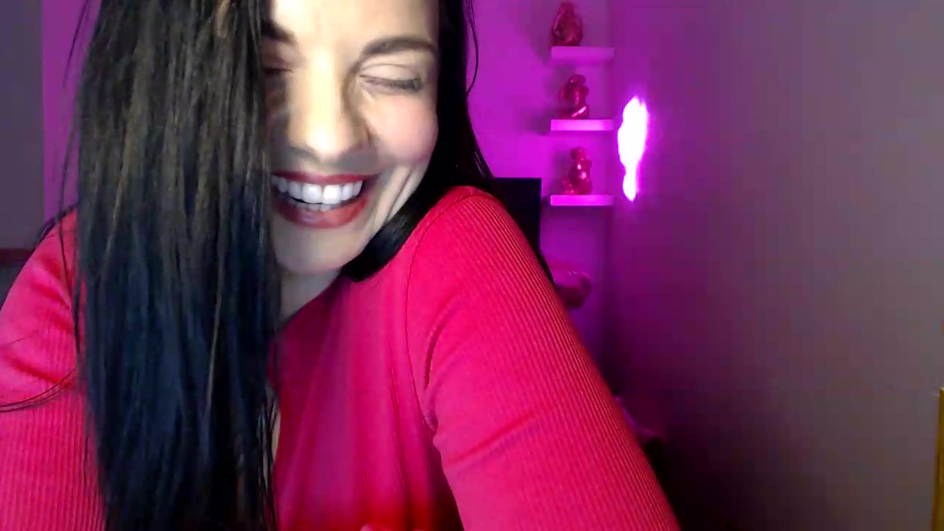 Gallery image thumbnail from innocentSamx's myfreecams stream on, 08/15/2026, 18:44 image 15 of 20