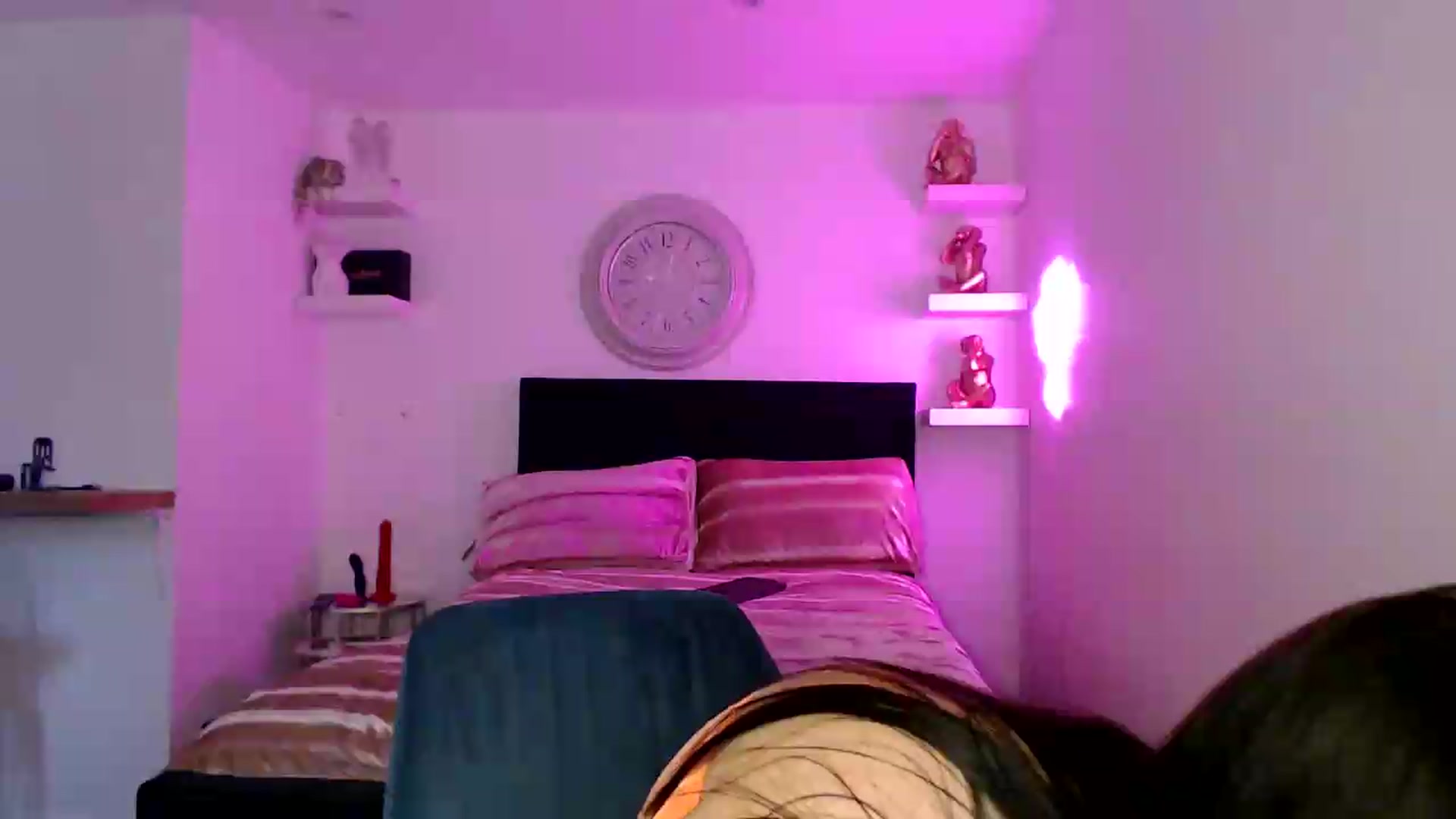 Gallery image thumbnail from innocentSamx's myfreecams stream on, 08/16/2026, 10:06 image 4 of 20