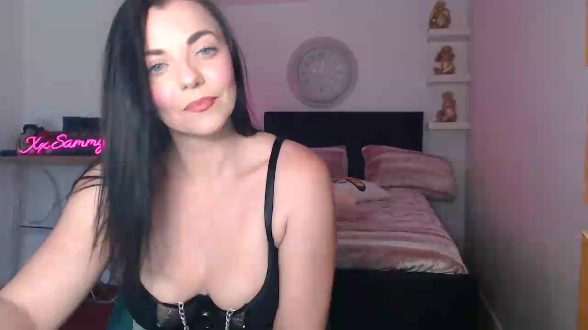 Gallery image thumbnail from innocentSamx's myfreecams stream on, 08/22/2026, 13:38 image 12 of 20