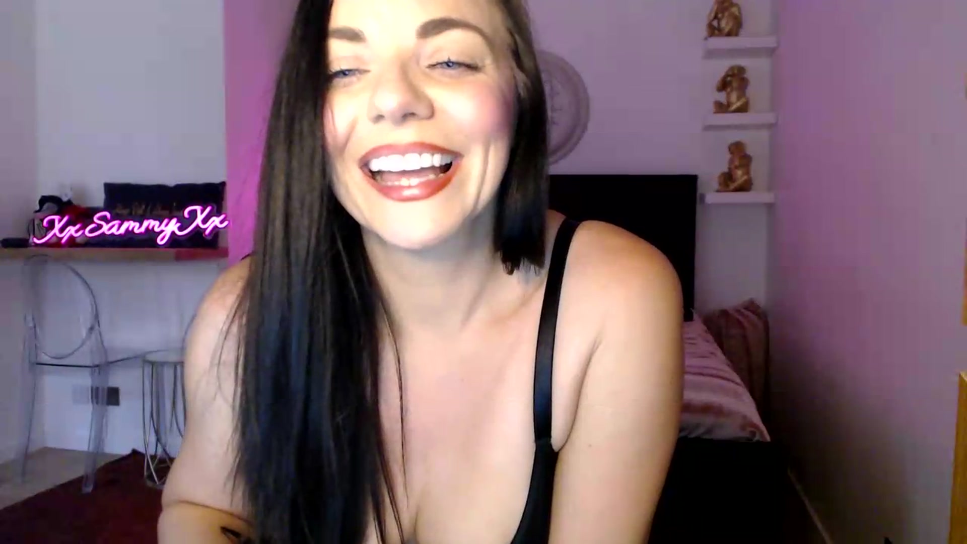 Gallery image thumbnail from innocentSamx's myfreecams stream on, 08/22/2026, 14:05 image 10 of 20