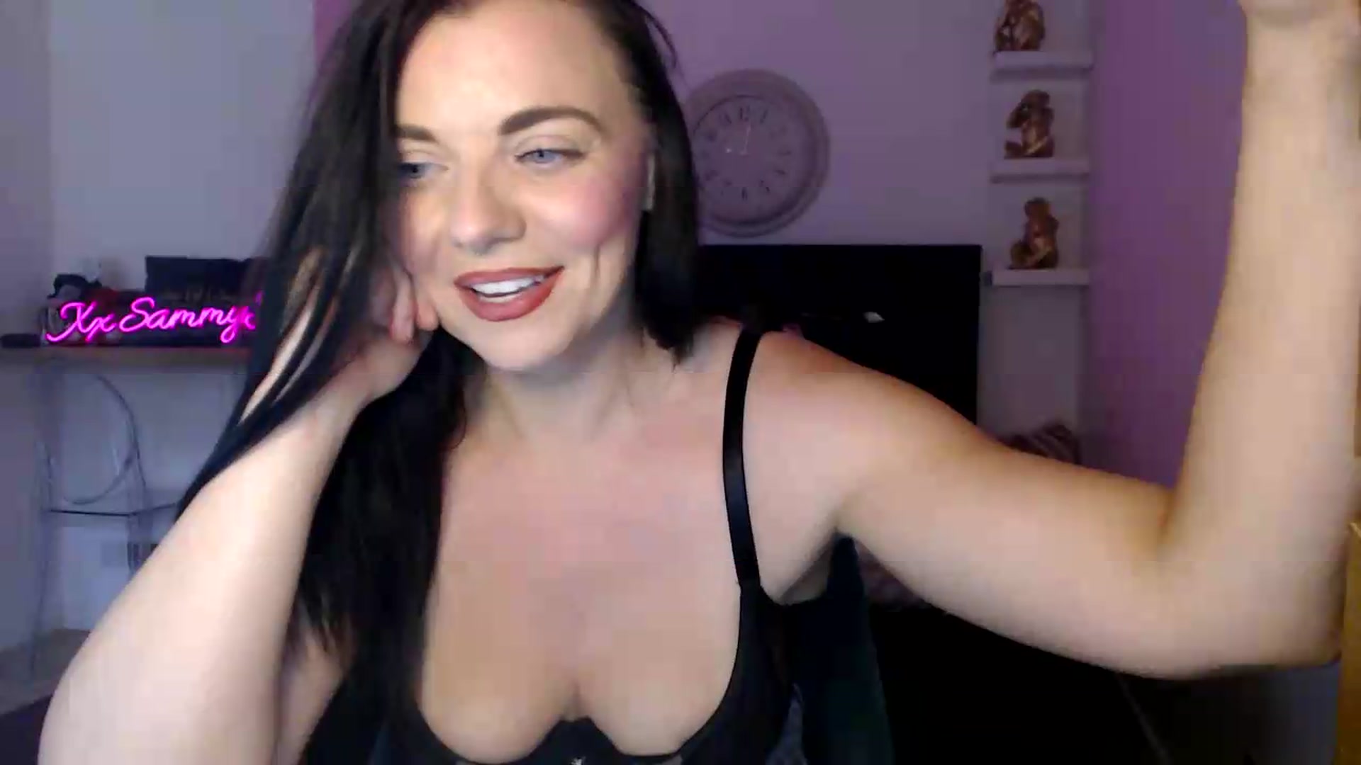 Gallery image thumbnail from innocentSamx's myfreecams stream on, 08/22/2026, 14:05 image 17 of 20