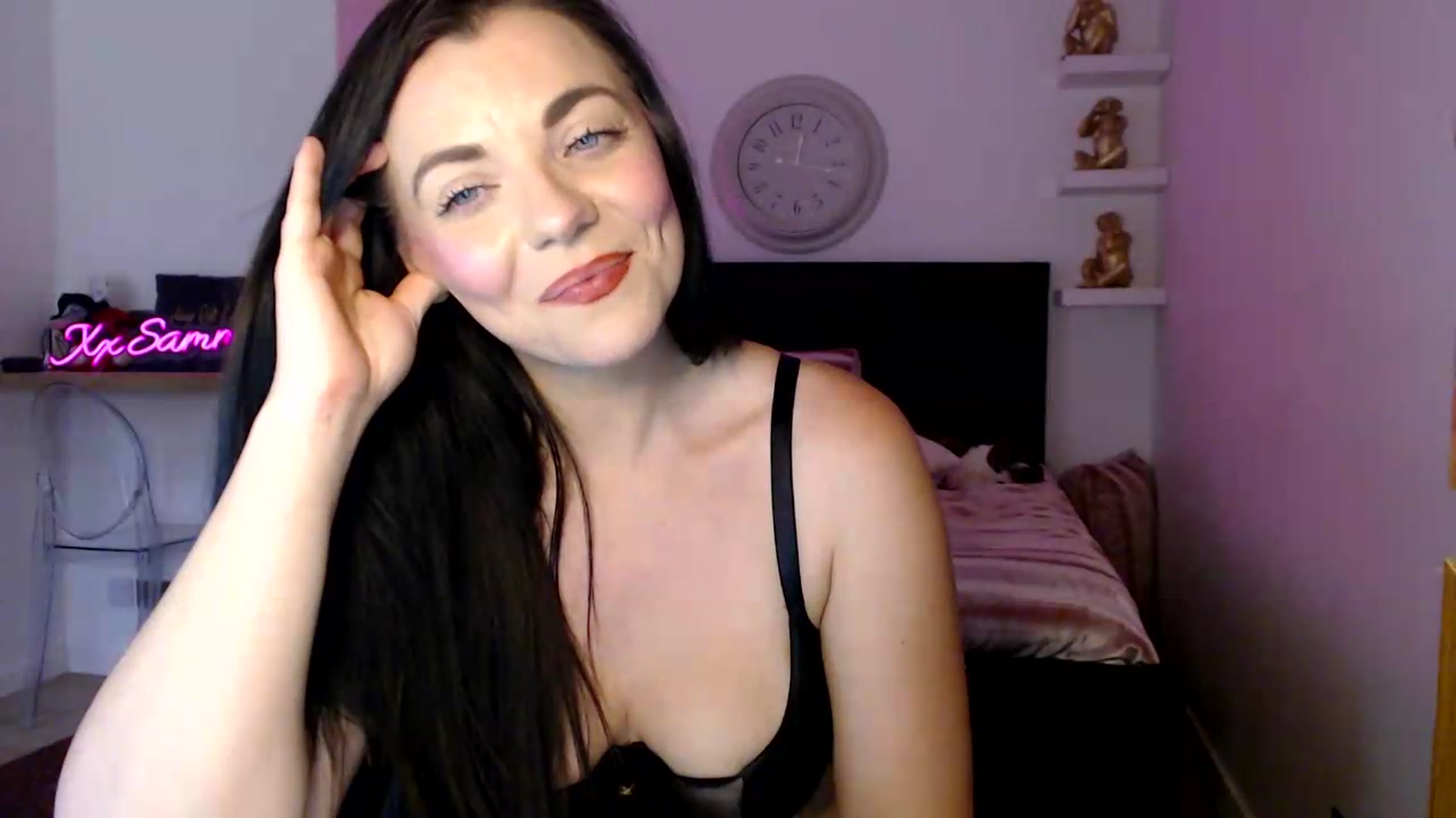 Gallery image thumbnail from innocentSamx's myfreecams stream on, 08/22/2026, 14:05 image 9 of 20