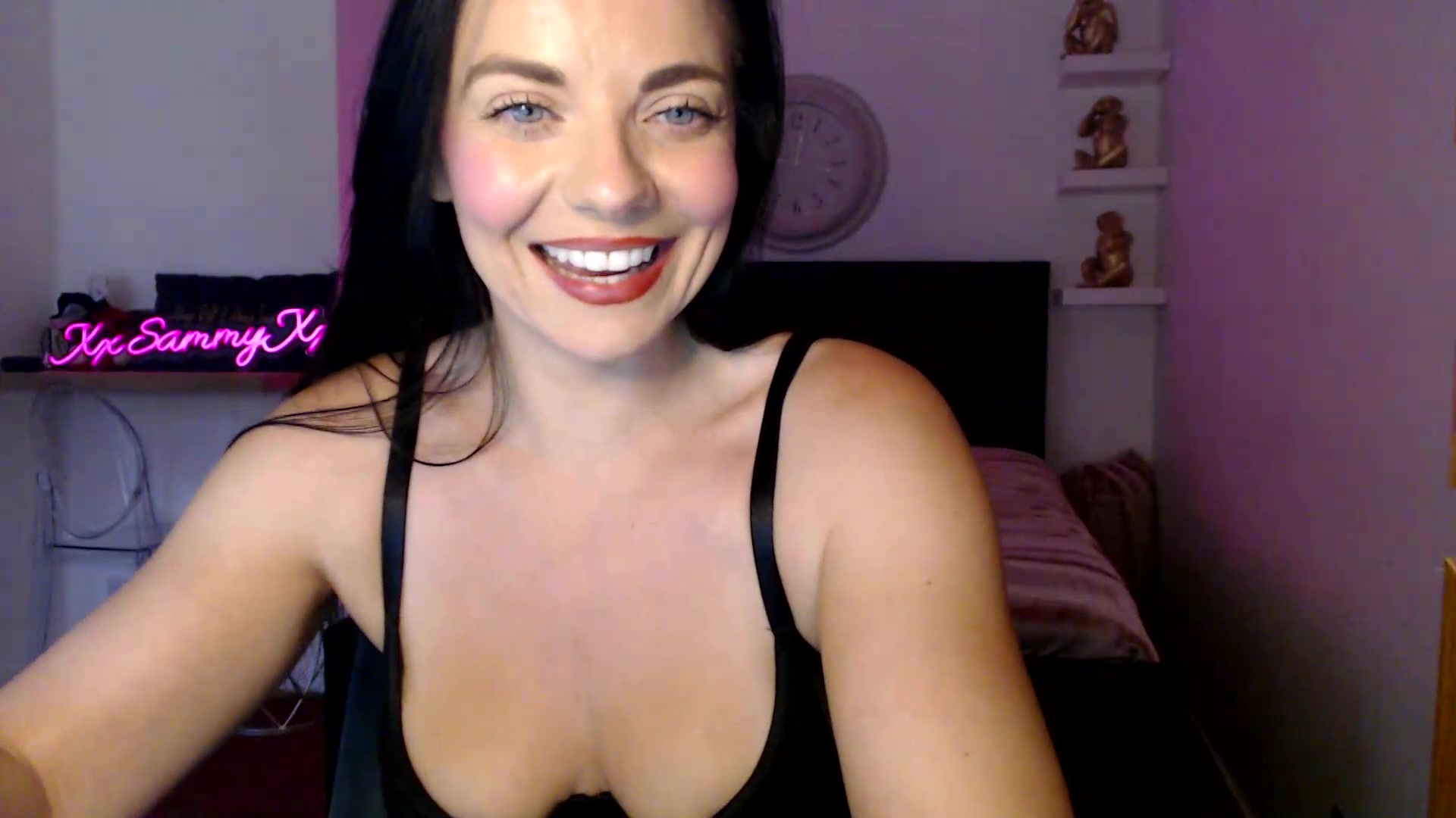 Gallery image thumbnail from innocentSamx's myfreecams stream on, 08/22/2026, 14:24 image 18 of 20