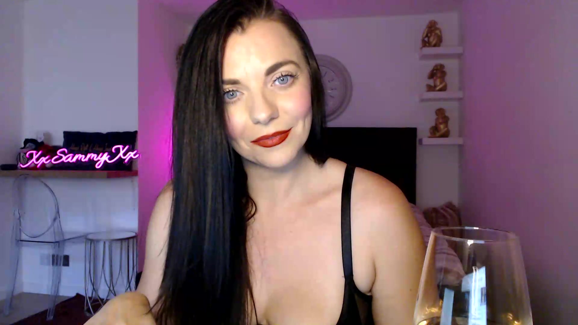 Gallery image thumbnail from innocentSamx's myfreecams stream on, 08/22/2026, 16:14 image 9 of 20