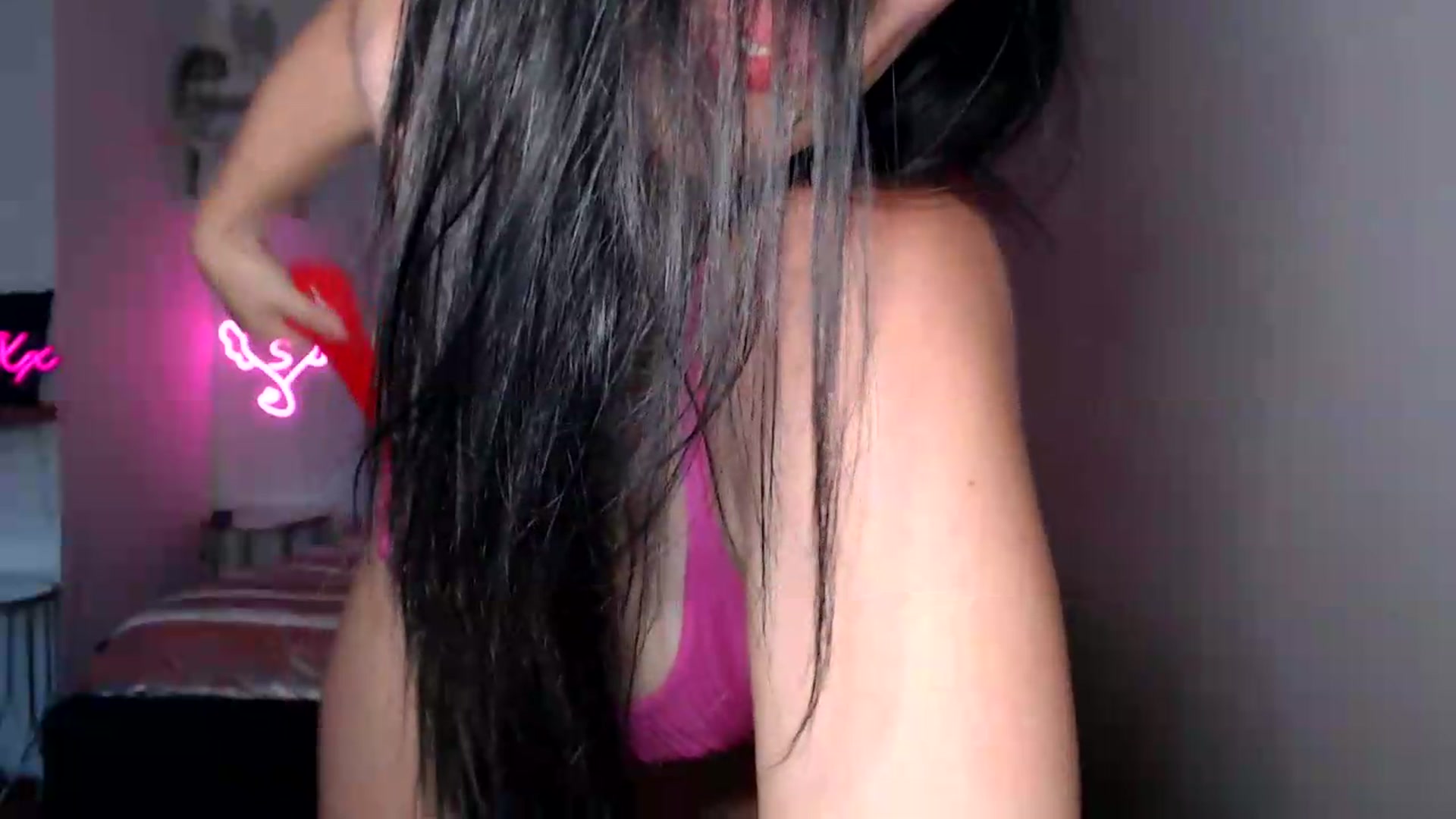 Gallery image thumbnail from innocentSamx's myfreecams stream on, 08/23/2026, 16:50 image 15 of 20