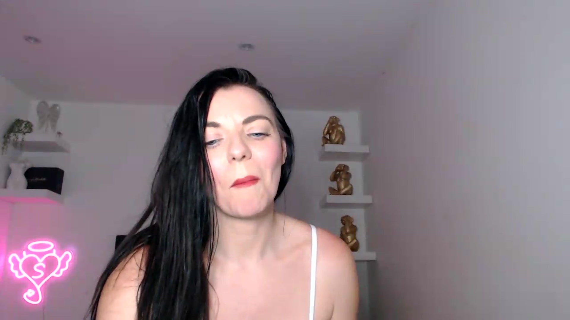 Gallery image thumbnail from innocentSamx's myfreecams stream on, 08/29/2026, 14:47 image 2 of 20
