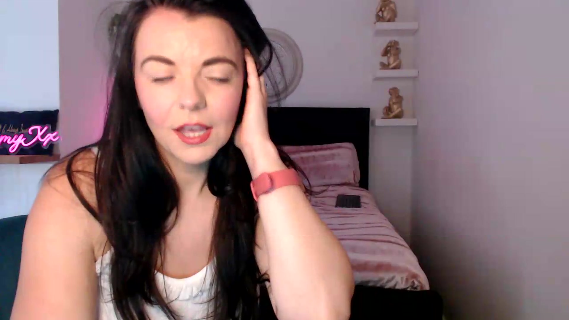 Gallery image thumbnail from innocentSamx's myfreecams stream on, 08/30/2026, 10:49 image 3 of 20