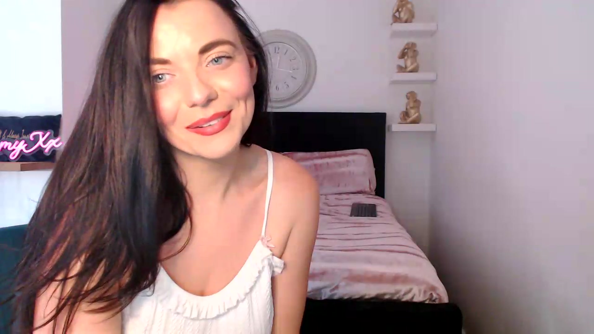 Gallery image thumbnail from innocentSamx's myfreecams stream on, 08/30/2026, 10:49 image 2 of 20