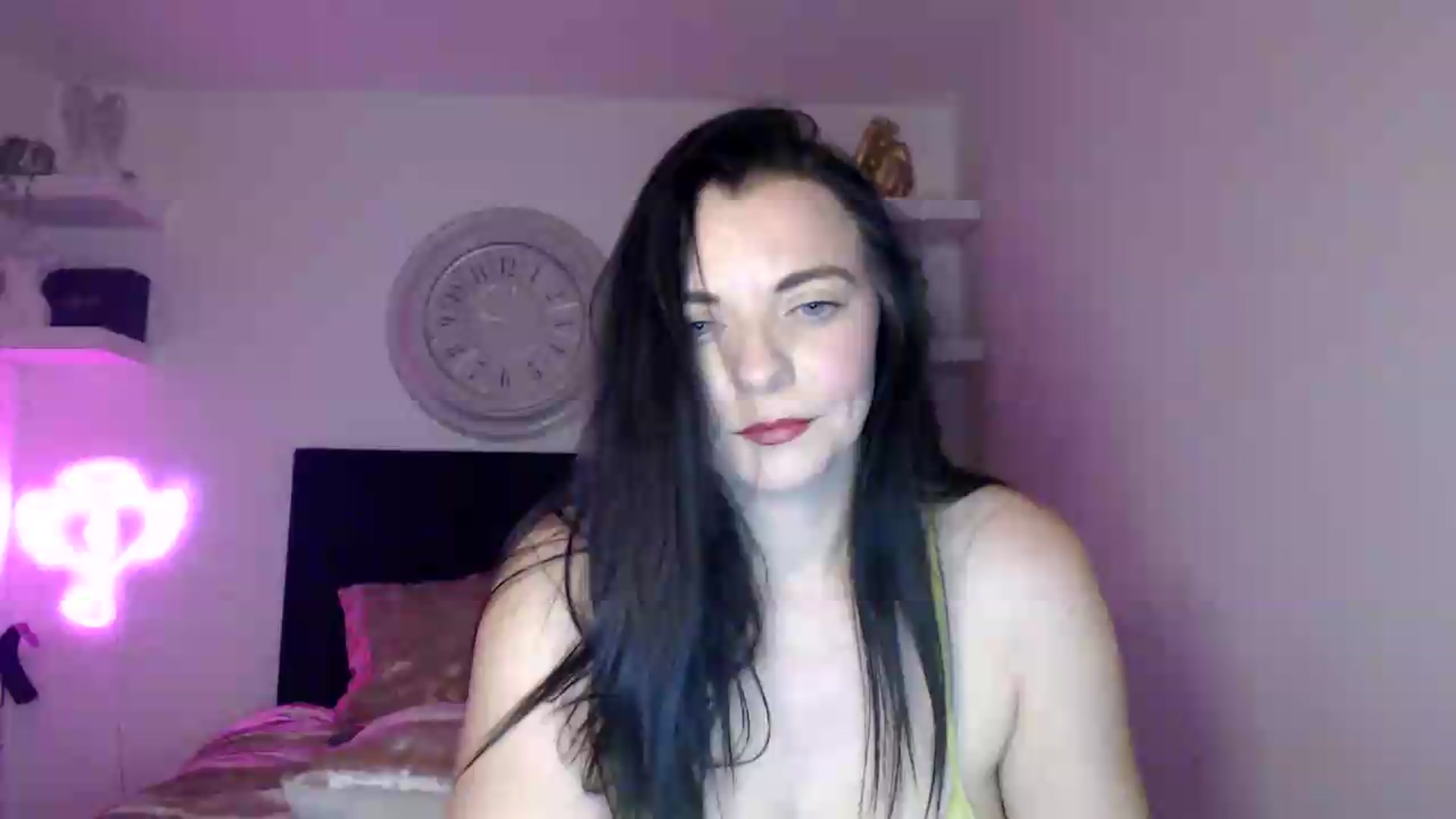 Gallery image thumbnail from innocentSamx's myfreecams stream on, 09/02/2026, 23:16 image 1 of 20
