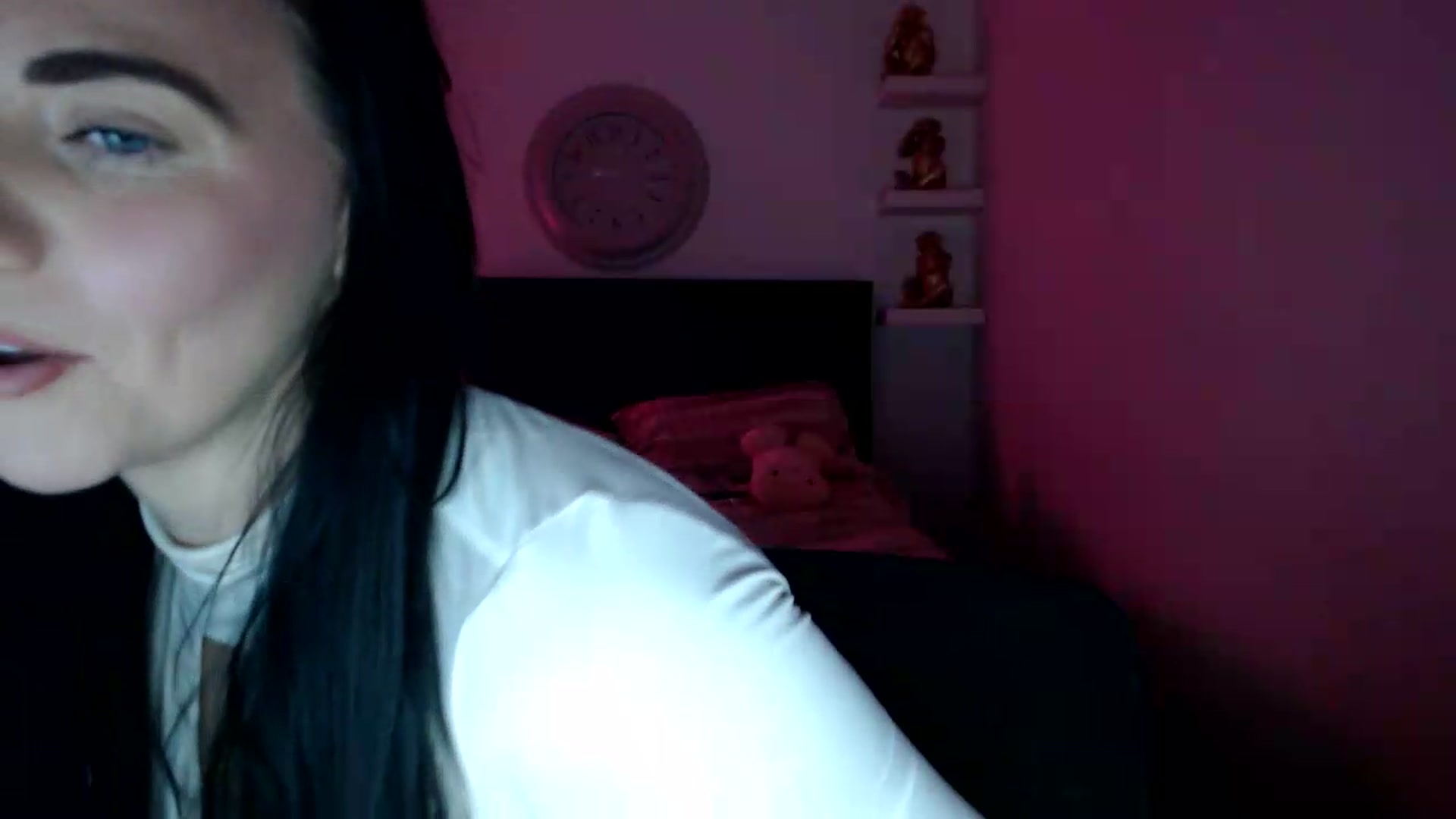 Gallery image thumbnail from innocentSamx's myfreecams stream on, 09/05/2026, 14:30 image 3 of 20