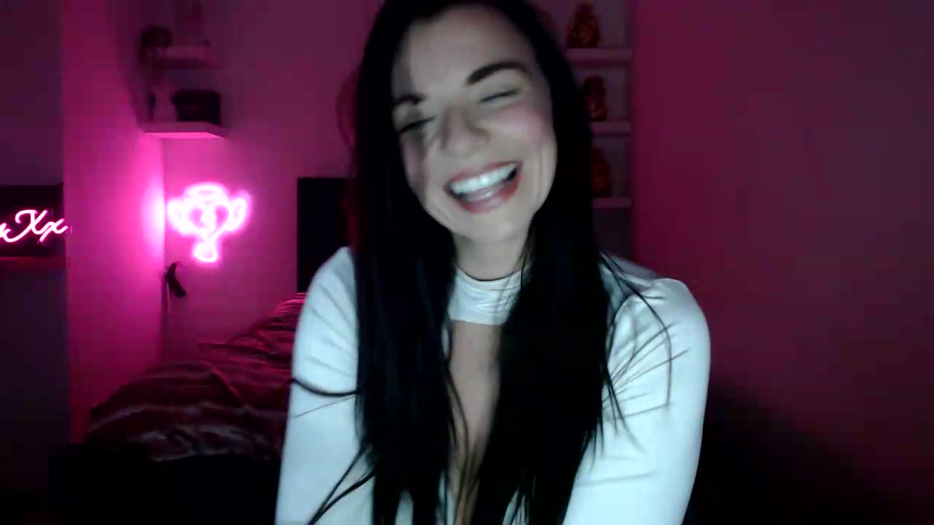 Gallery image thumbnail from innocentSamx's myfreecams stream on, 09/05/2026, 14:30 image 2 of 20