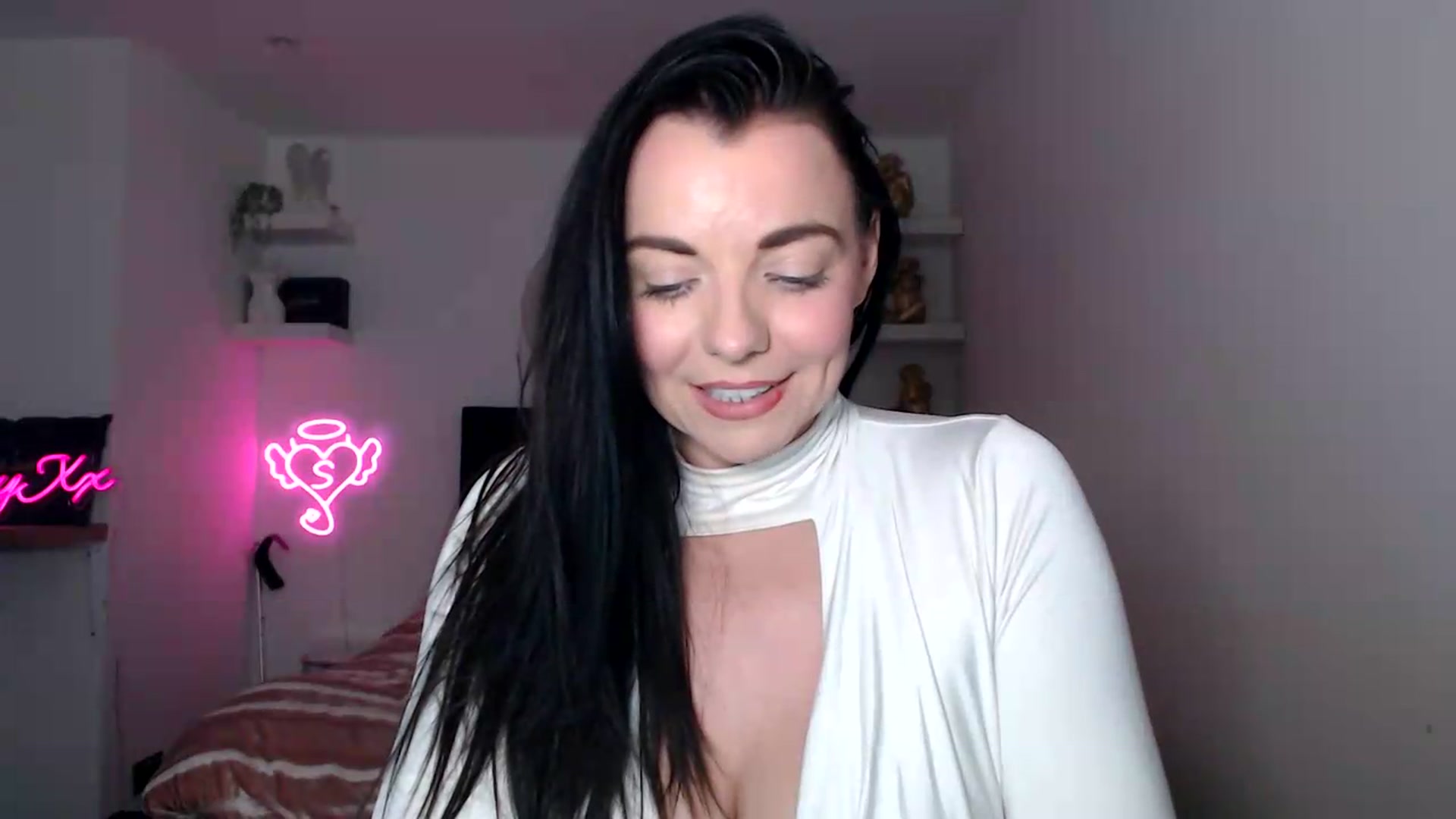 Gallery image thumbnail from innocentSamx's myfreecams stream on, 09/05/2026, 15:03 image 20 of 20