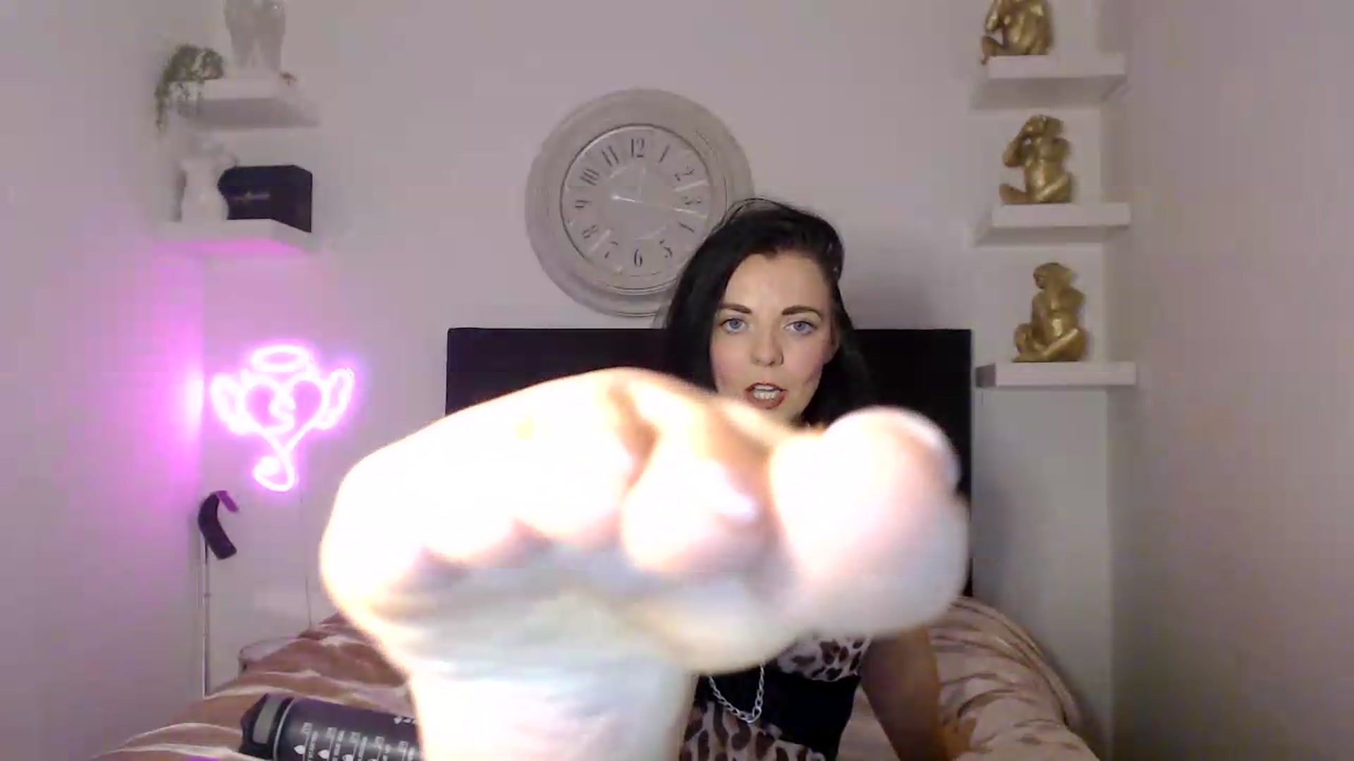 Gallery image thumbnail from innocentSamx's myfreecams stream on, 09/13/2026, 14:40 image 10 of 20