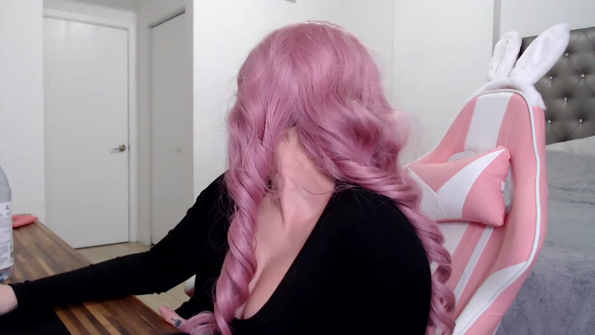 Gallery image thumbnail from iplayhardbabe's myfreecams stream on, 06/27/2023, 03:01 image 20 of 20