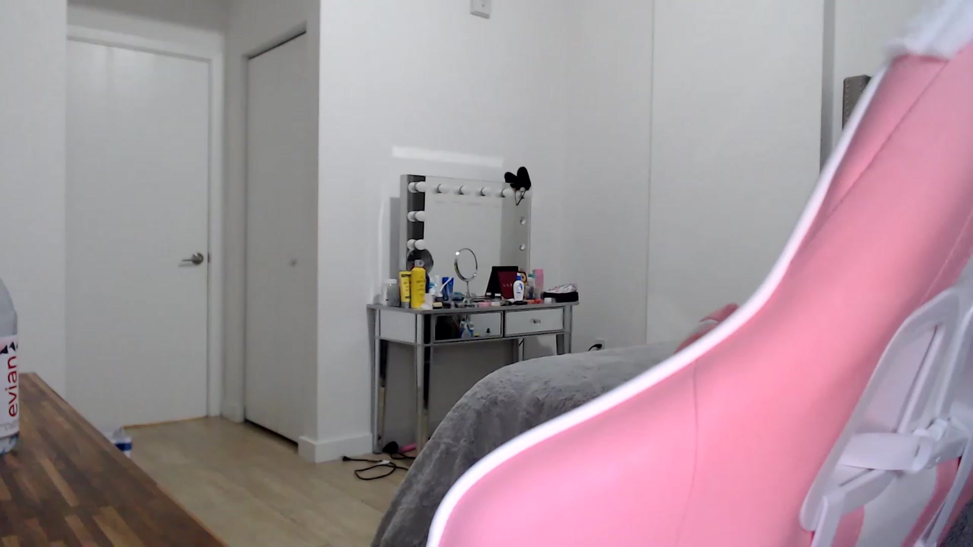 Gallery image thumbnail from iplayhardbabe's myfreecams stream on, 06/28/2023, 05:30 image 3 of 20