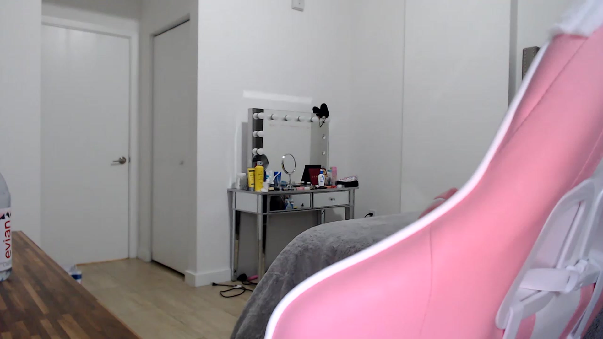 Gallery image thumbnail from iplayhardbabe's myfreecams stream on, 06/28/2023, 05:30 image 2 of 20