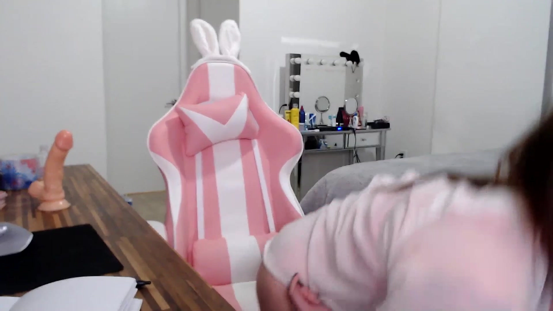 Gallery image thumbnail from iplayhardbabe's myfreecams stream on, 06/30/2023, 07:04 image 12 of 20
