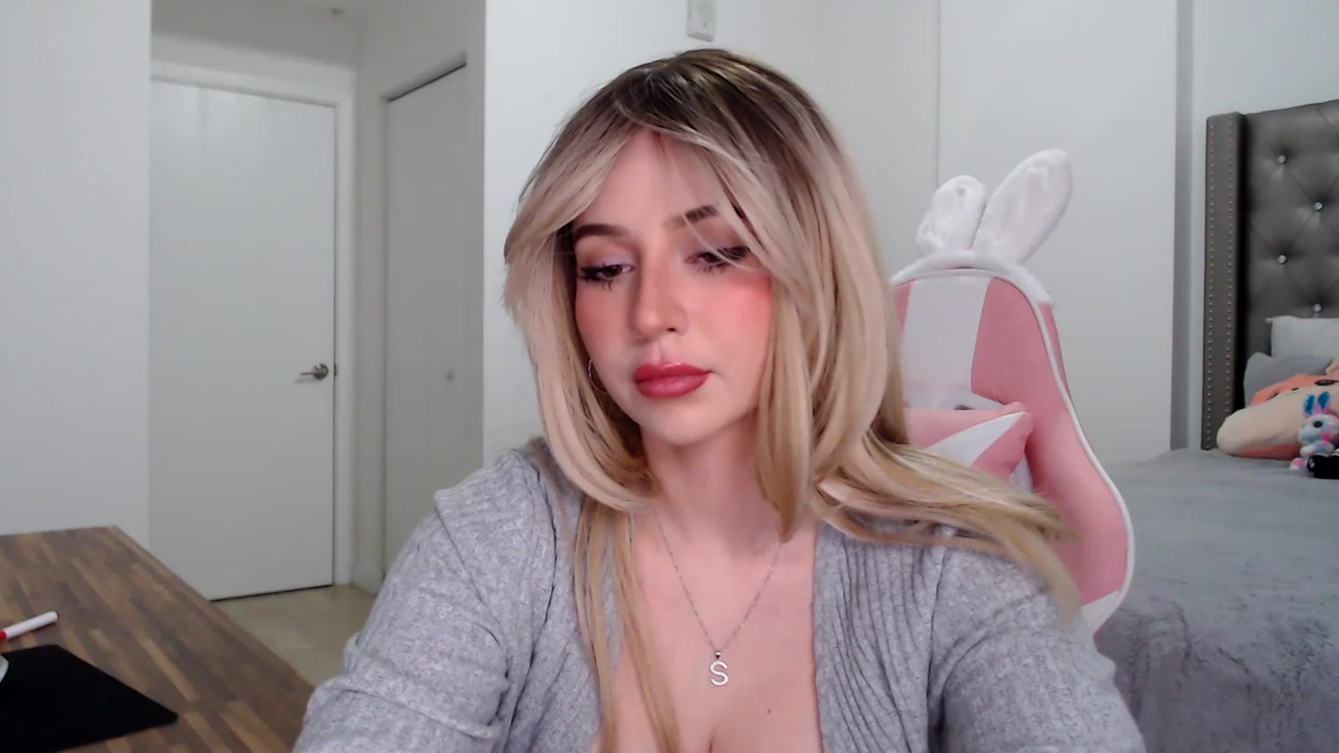 Gallery image thumbnail from iplayhardbabe's myfreecams stream on, 07/09/2023, 01:01 image 7 of 20