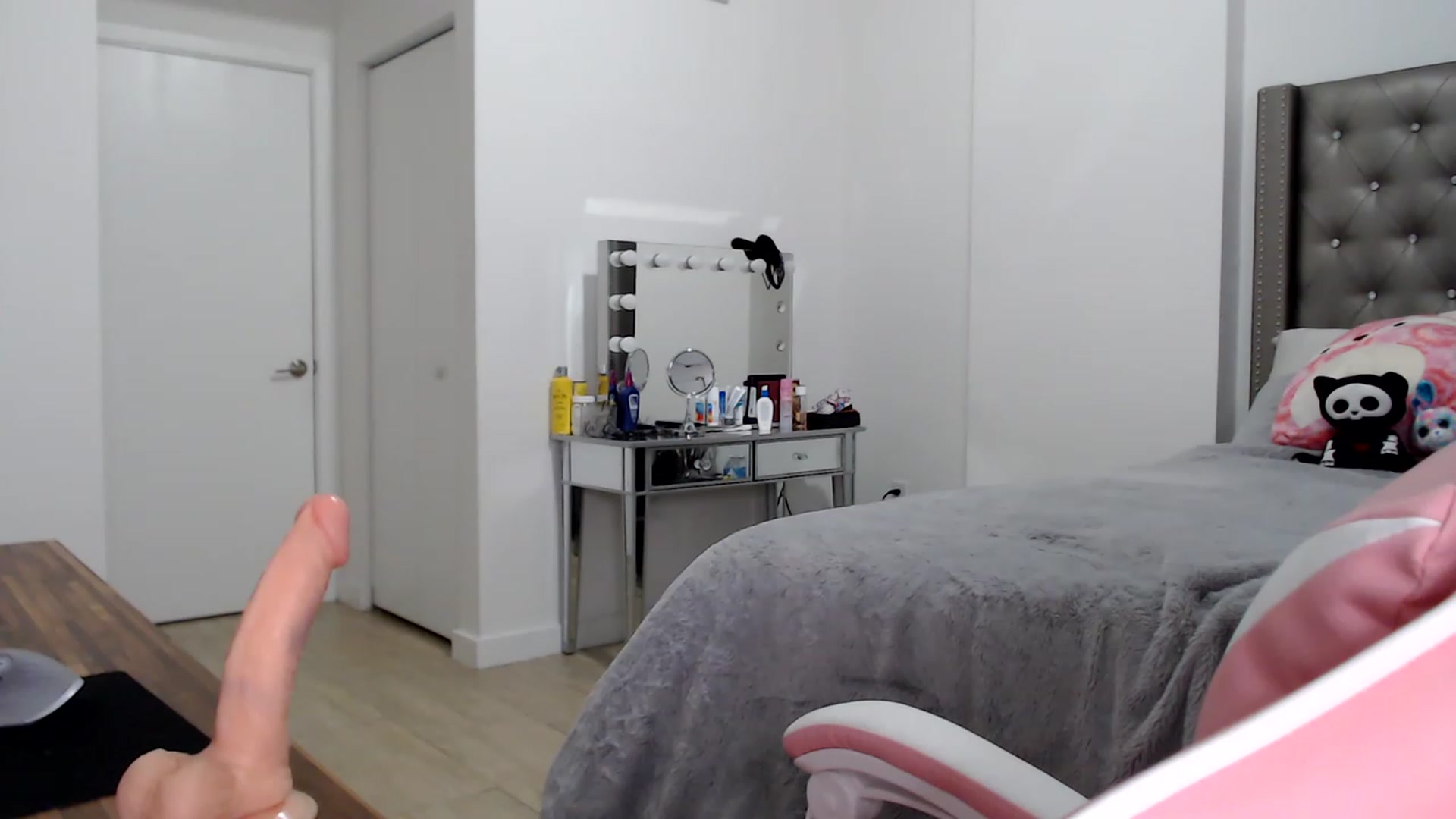 Gallery image thumbnail from iplayhardbabe's myfreecams stream on, 07/10/2023, 05:31 image 18 of 20