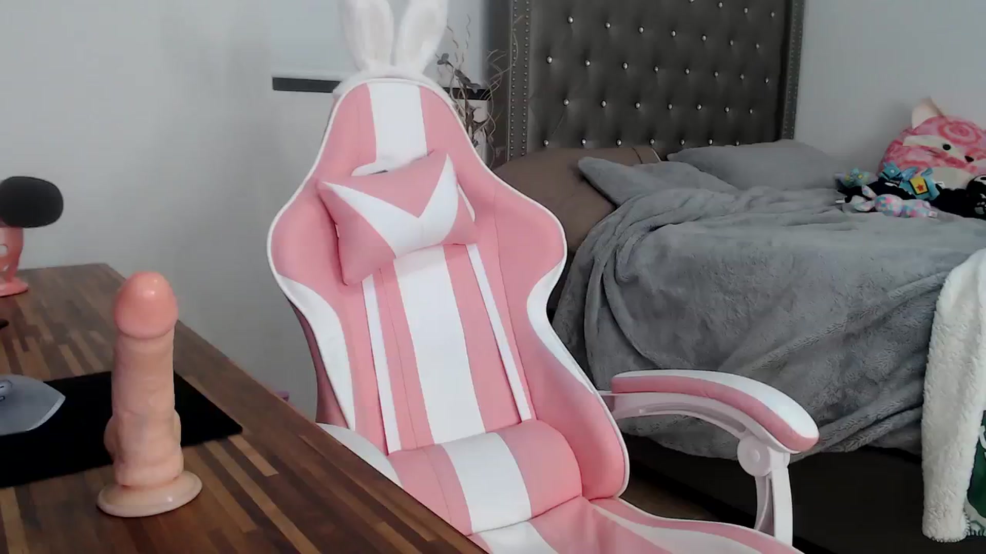 Gallery image thumbnail from iplayhardbabe's myfreecams stream on, 07/26/2023, 05:36 image 20 of 20