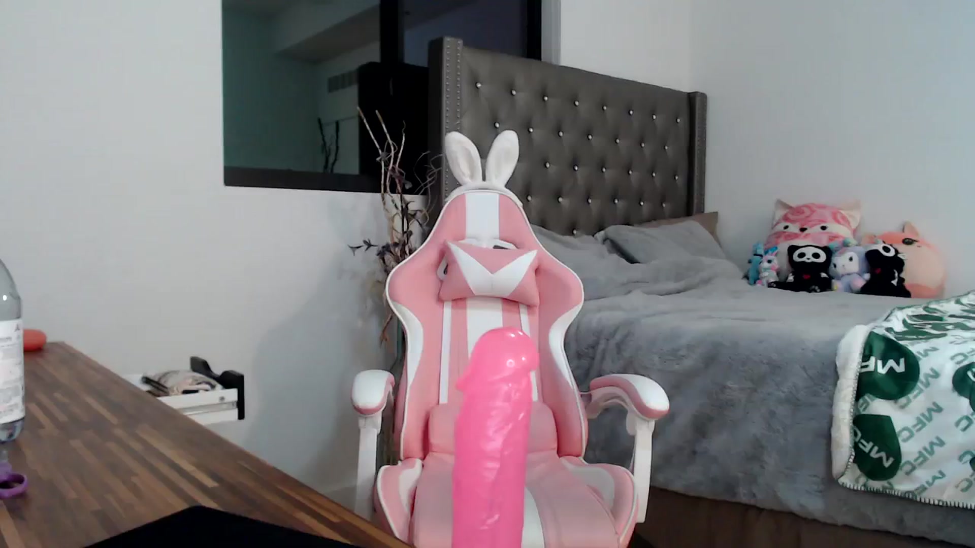 Gallery image thumbnail from iplayhardbabe's myfreecams stream on, 08/01/2023, 07:03 image 14 of 20