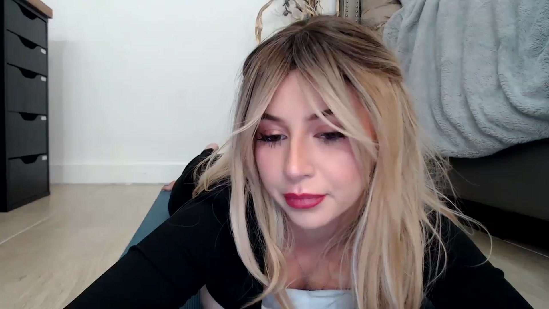 Gallery image thumbnail from iplayhardbabe's myfreecams stream on, 08/03/2023, 03:02 image 11 of 20