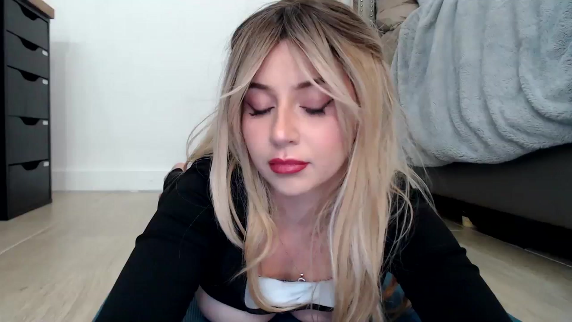 Gallery image thumbnail from iplayhardbabe's myfreecams stream on, 08/03/2023, 03:02 image 9 of 20