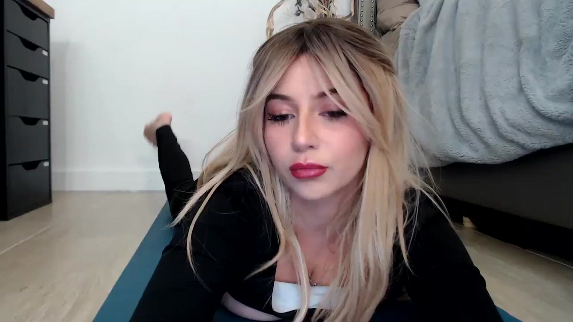Gallery image thumbnail from iplayhardbabe's myfreecams stream on, 08/03/2023, 03:02 image 18 of 20