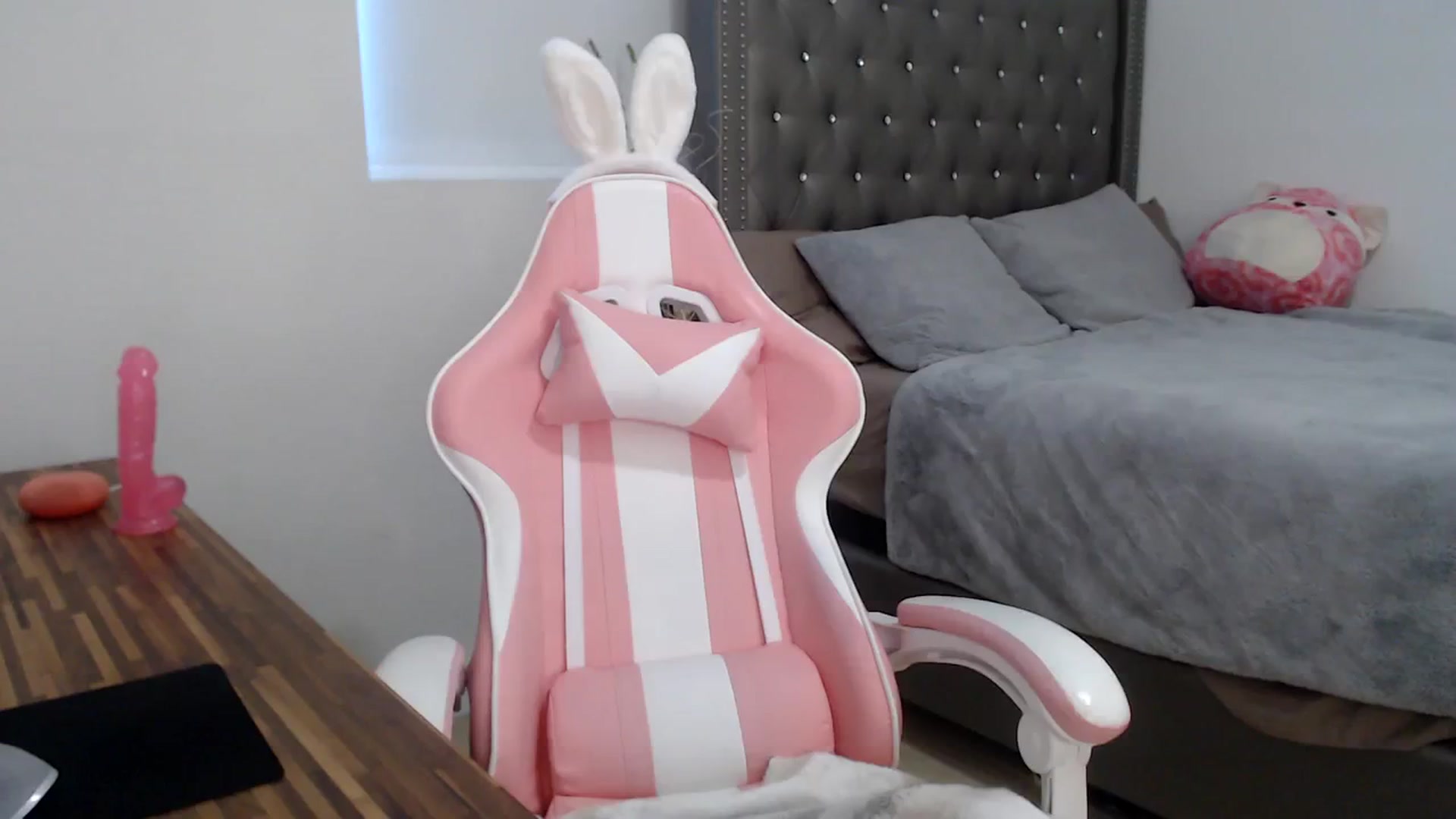 Gallery image thumbnail from iplayhardbabe's myfreecams stream on, 08/11/2023, 22:45 image 11 of 20