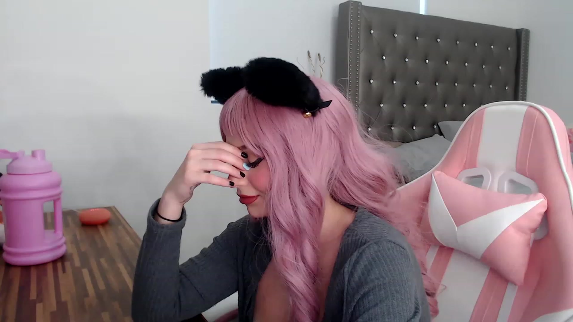Gallery image thumbnail from iplayhardbabe's myfreecams stream on, 08/17/2023, 22:38 image 7 of 20