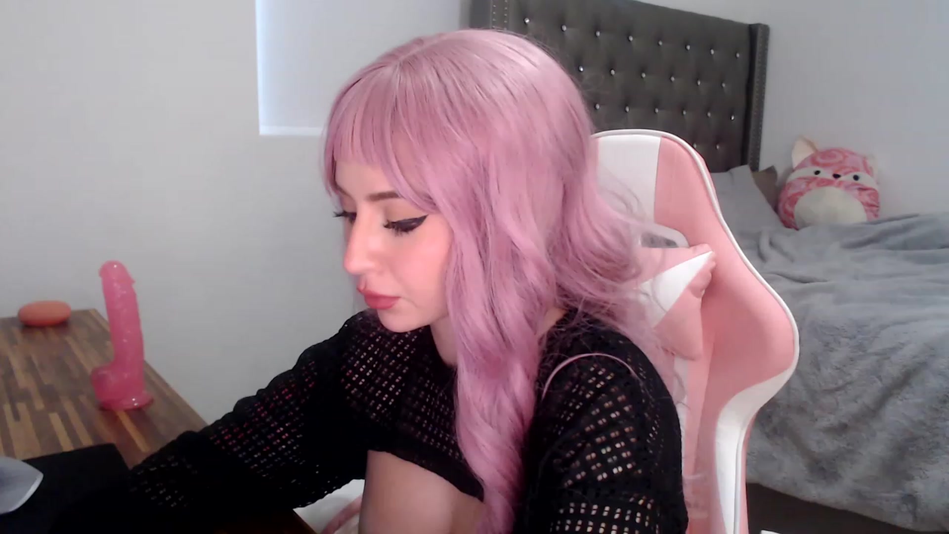 Gallery image thumbnail from iplayhardbabe's myfreecams stream on, 08/19/2023, 23:24 image 8 of 20