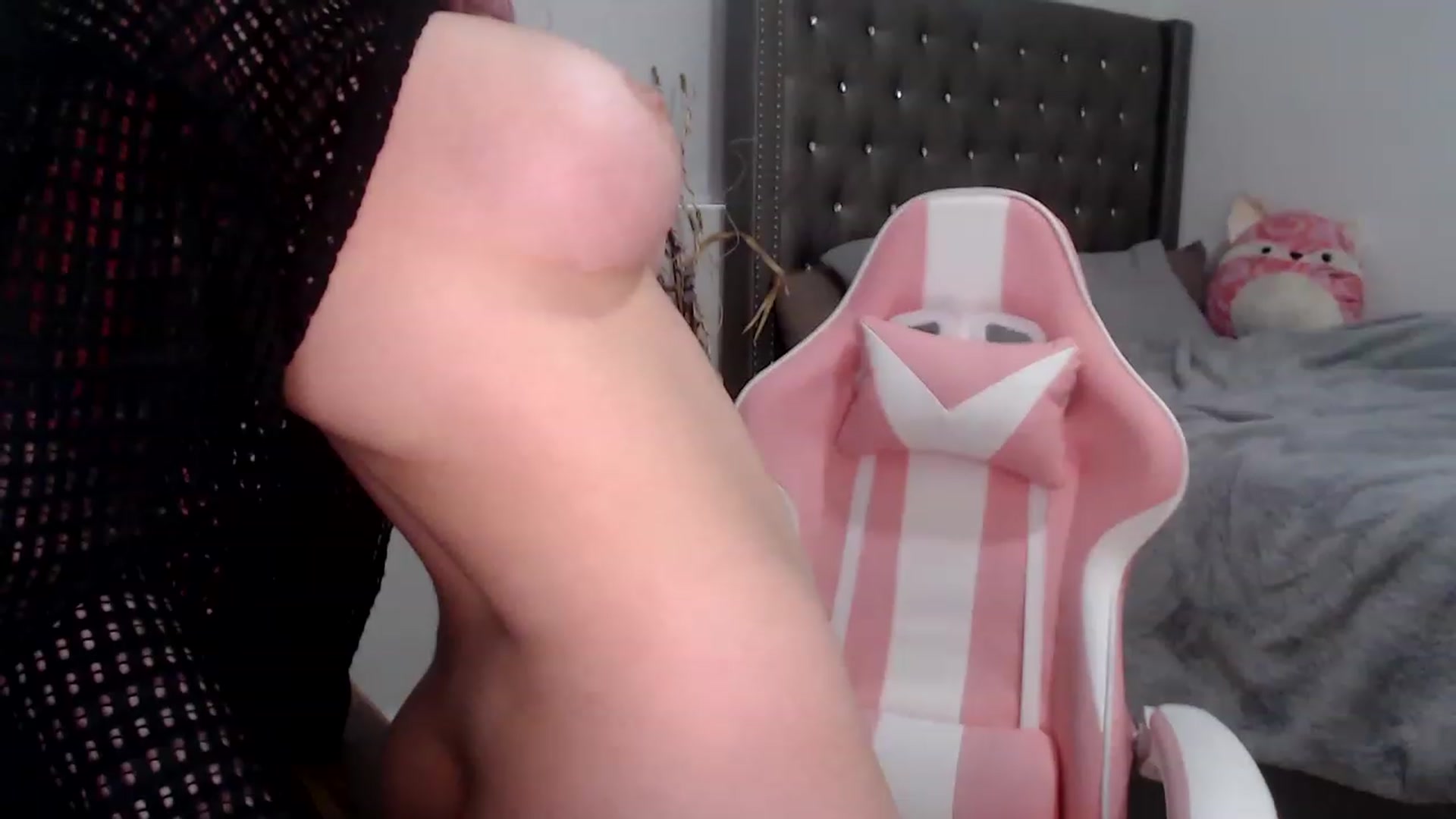 Gallery image thumbnail from iplayhardbabe's myfreecams stream on, 08/19/2023, 23:24 image 3 of 20
