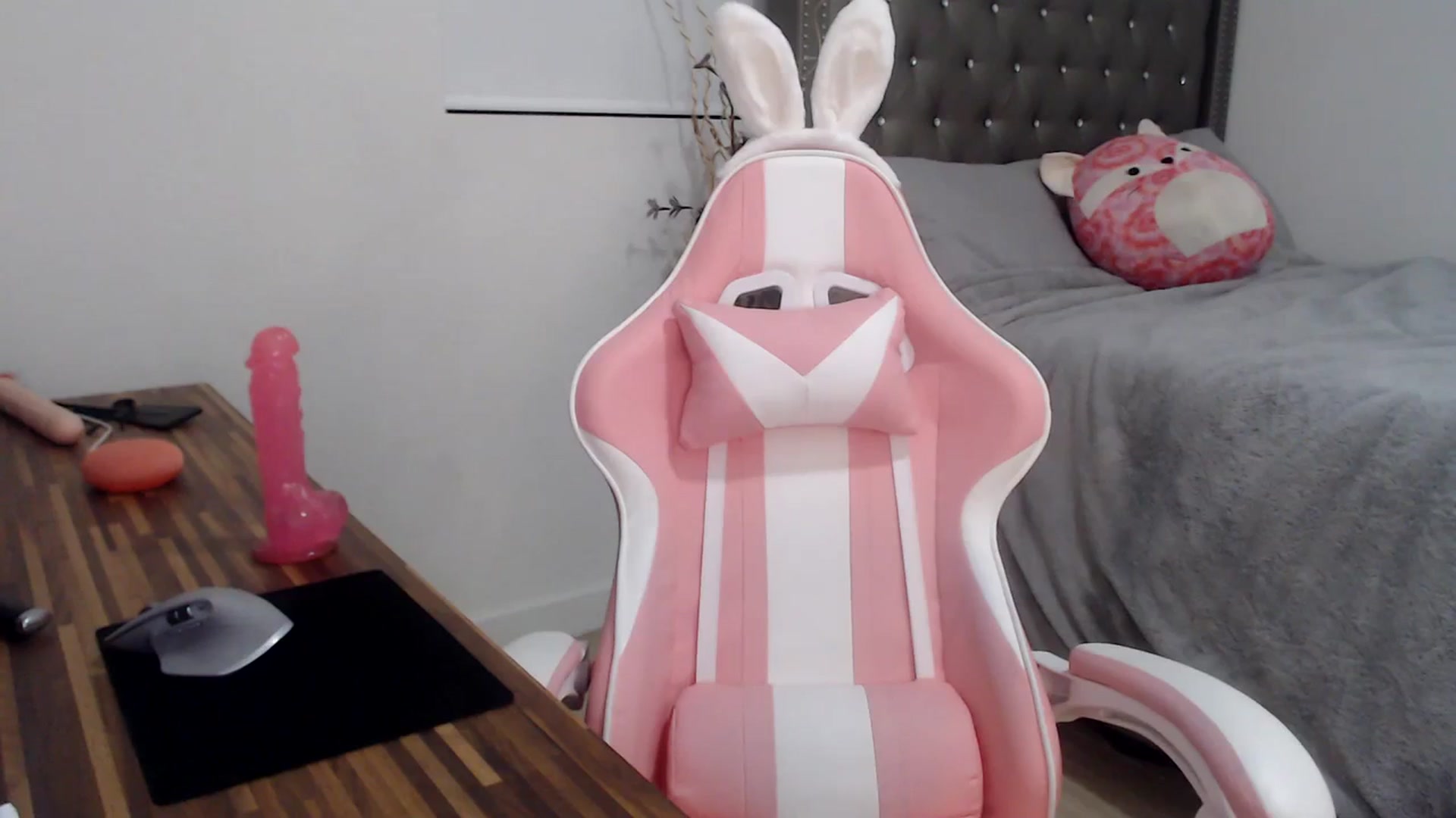 Gallery image thumbnail from iplayhardbabe's myfreecams stream on, 09/02/2023, 24:44 image 17 of 20