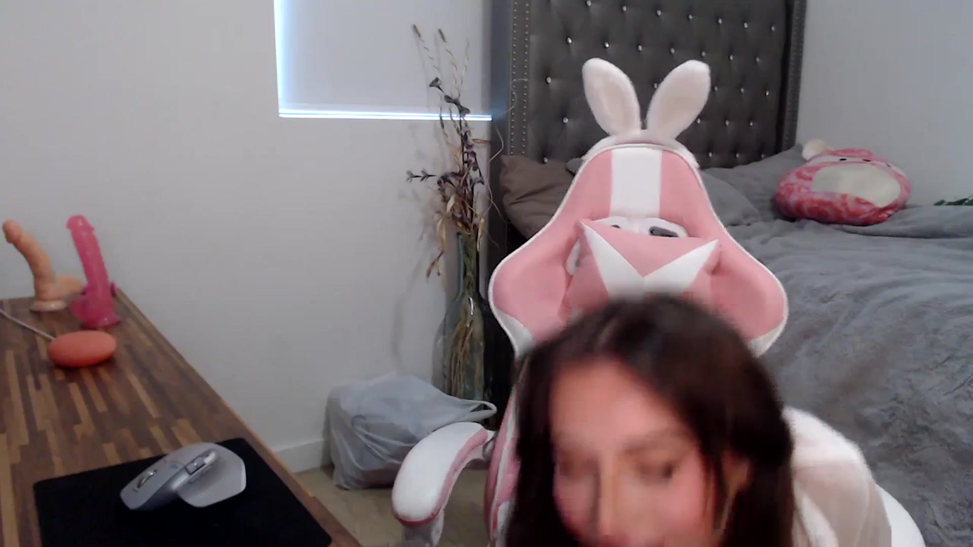 Gallery image thumbnail from iplayhardbabe's myfreecams stream on, 09/13/2023, 22:15 image 8 of 20