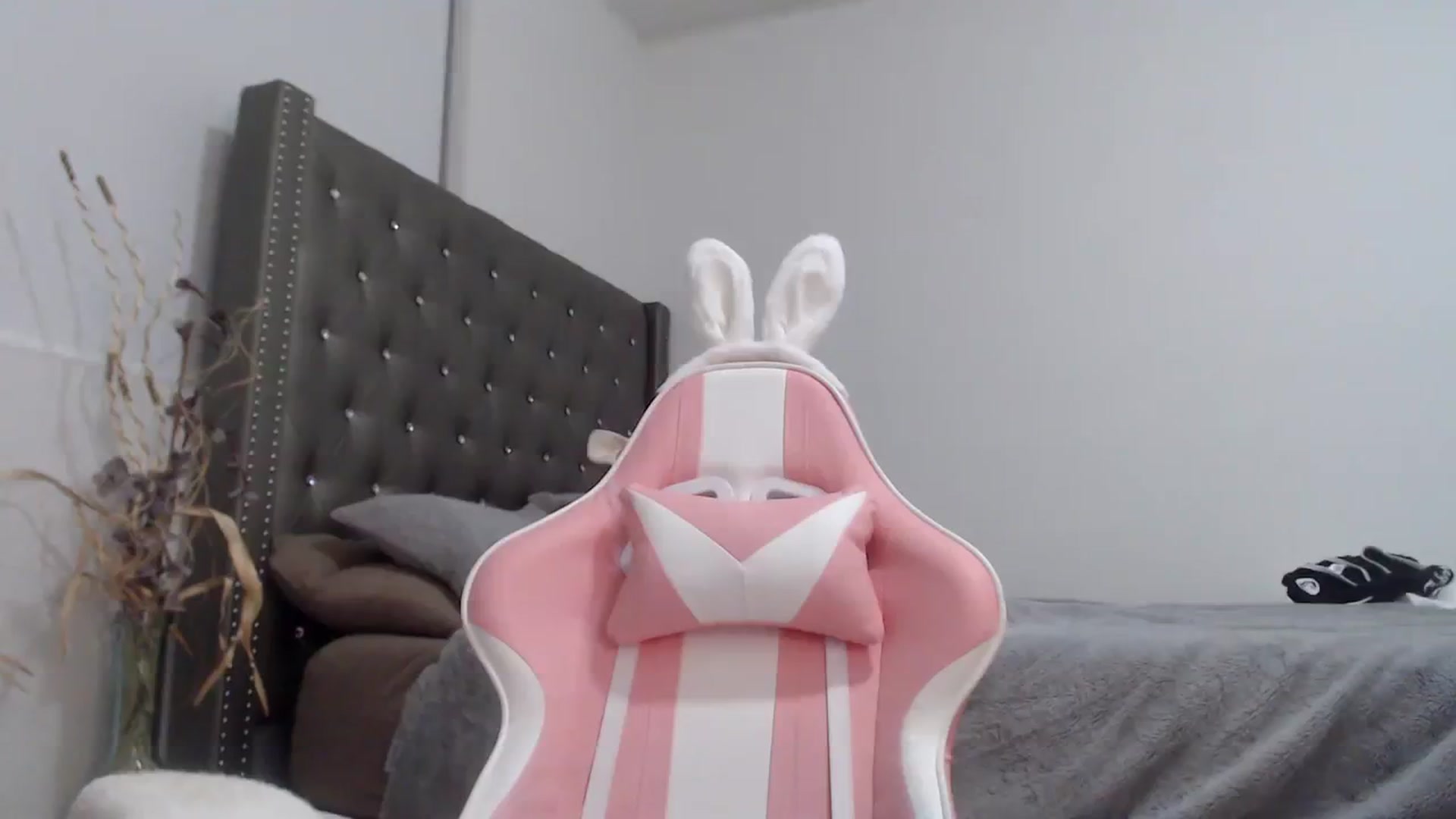 Gallery image thumbnail from iplayhardbabe's myfreecams stream on, 09/21/2023, 24:00 image 15 of 20