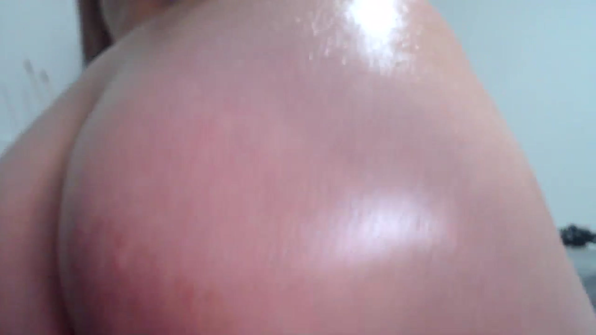Gallery image thumbnail from iplayhardbabe's myfreecams stream on, 09/21/2023, 24:00 image 10 of 20