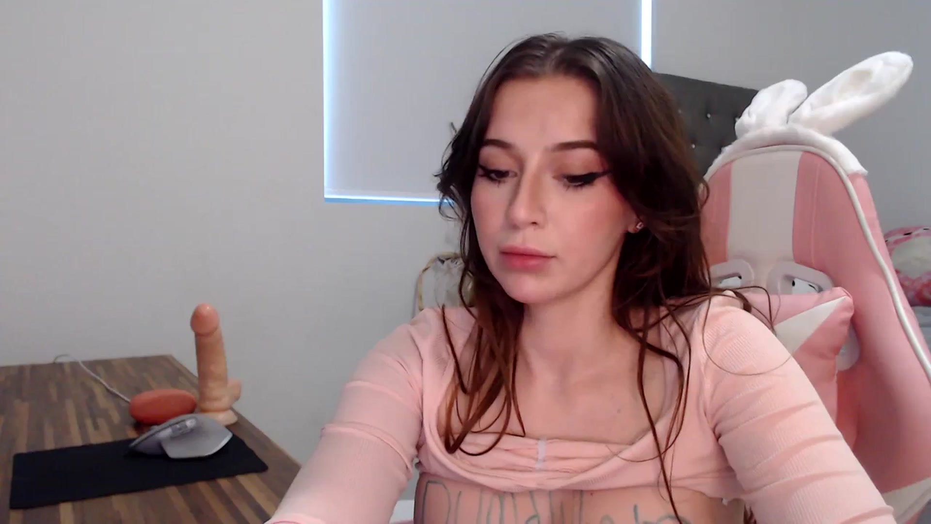 Gallery image thumbnail from iplayhardbabe's myfreecams stream on, 10/23/2023, 22:41 image 9 of 20
