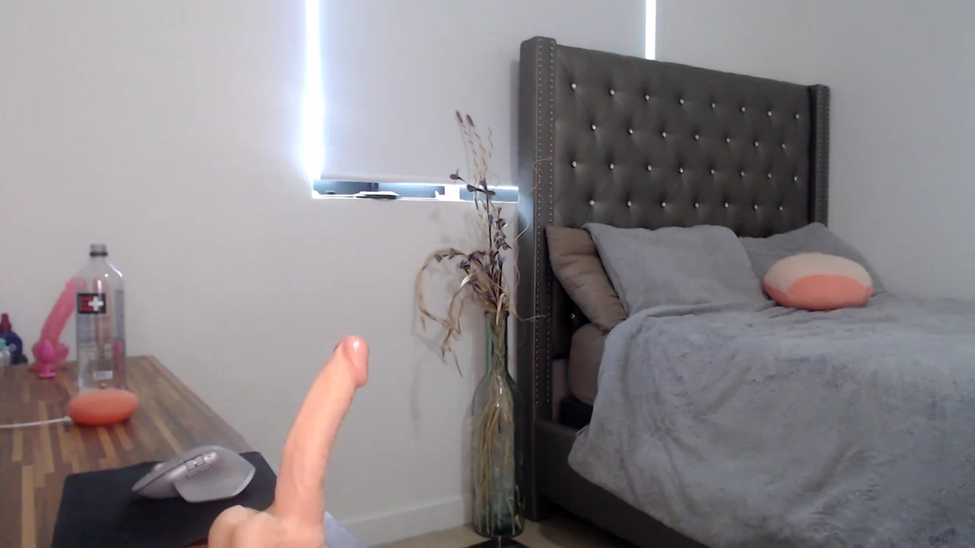 Gallery image thumbnail from iplayhardbabe's myfreecams stream on, 11/29/2023, 22:03 image 13 of 20