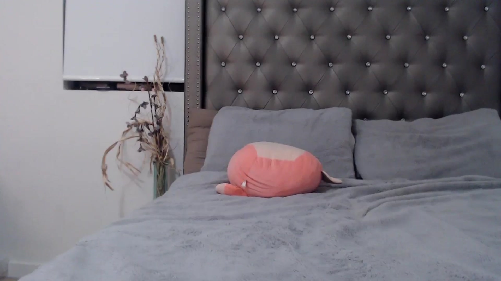 Gallery image thumbnail from iplayhardbabe's myfreecams stream on, 11/30/2023, 24:41 image 16 of 20