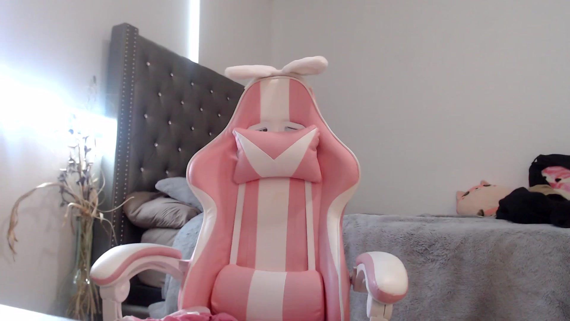 Gallery image thumbnail from iplayhardbabe's myfreecams stream on, 12/10/2023, 19:48 image 7 of 20