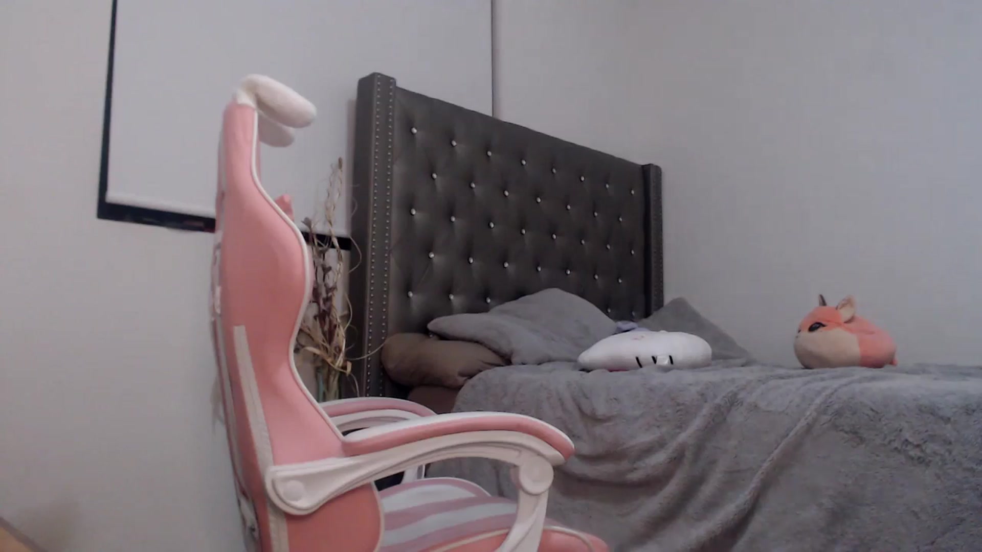 Gallery image thumbnail from iplayhardbabe's myfreecams stream on, 12/13/2023, 24:49 image 13 of 20