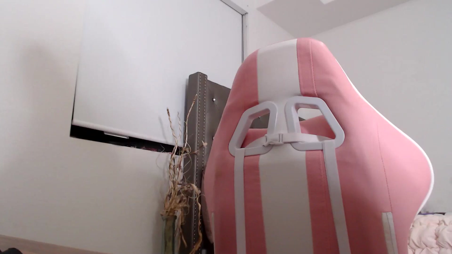 Gallery image thumbnail from iplayhardbabe's myfreecams stream on, 05/19/2024, 01:05 image 20 of 20