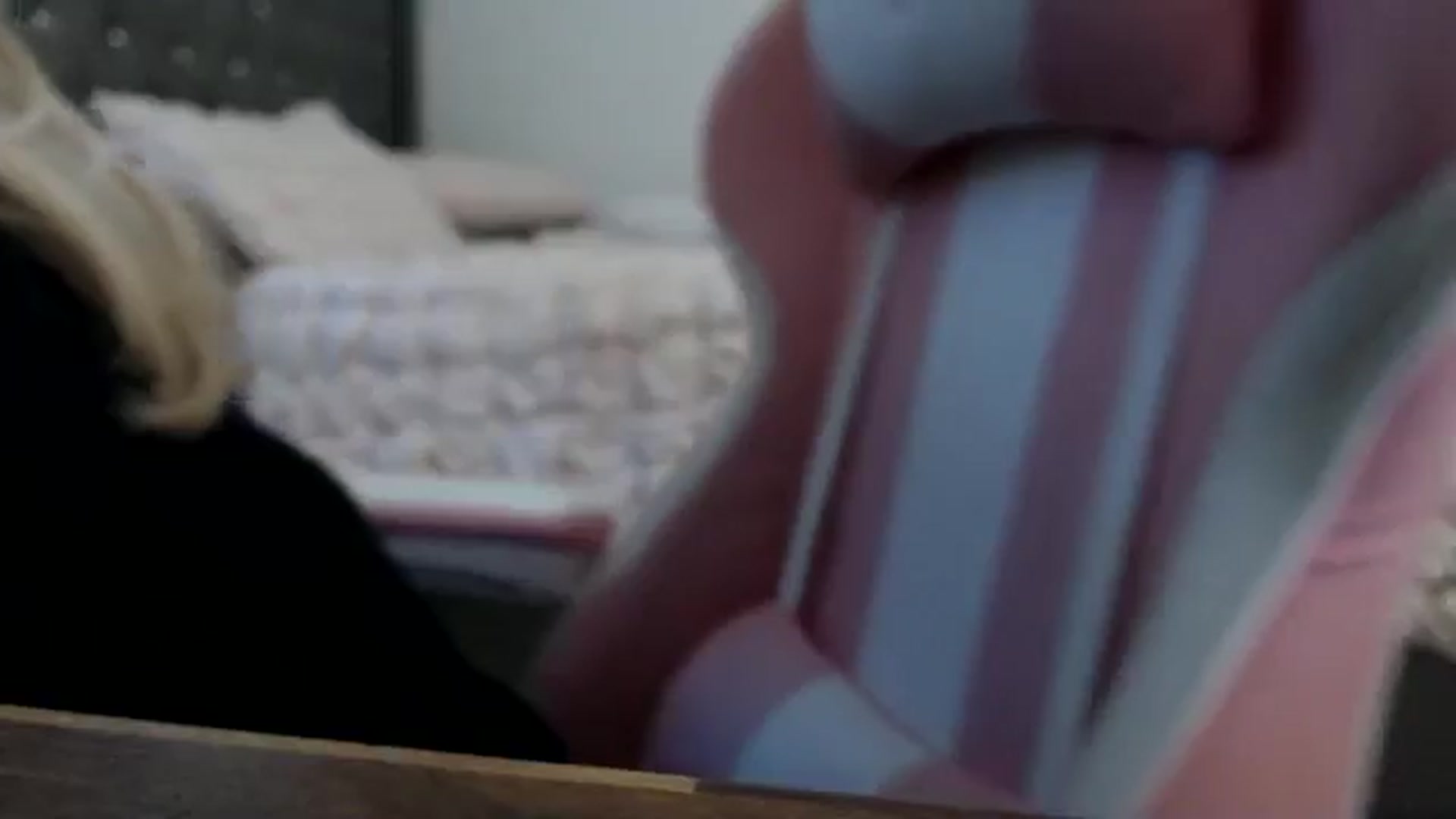 Gallery image thumbnail from iplayhardbabe's myfreecams stream on, 05/24/2024, 20:31 image 8 of 20
