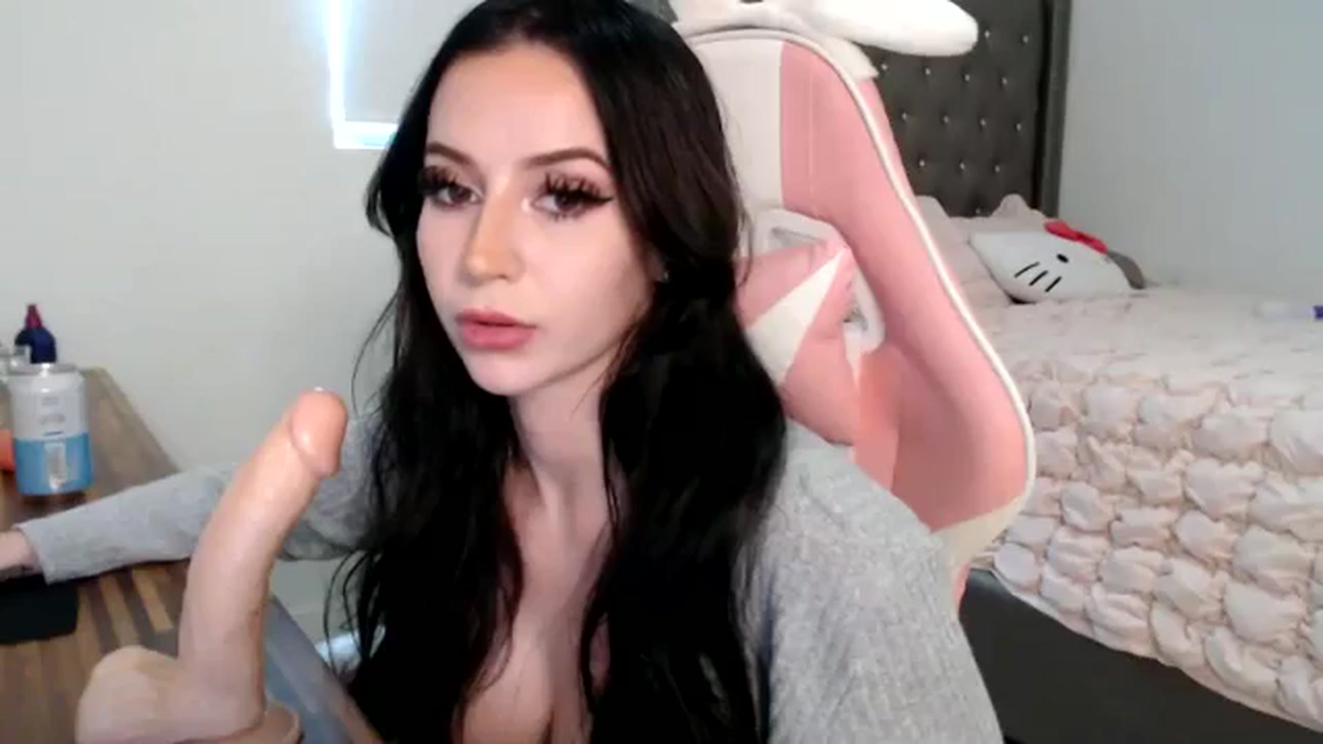 Gallery image thumbnail from iplayhardbabe's myfreecams stream on, 06/05/2024, 22:12 image 18 of 20