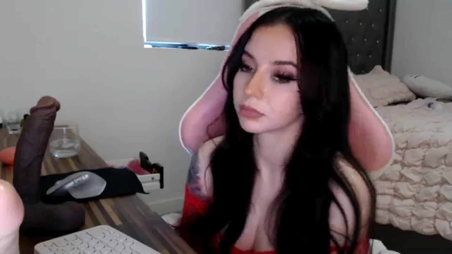 Gallery image thumbnail from iplayhardbabe's myfreecams stream on, 06/08/2024, 11:43 image 15 of 20