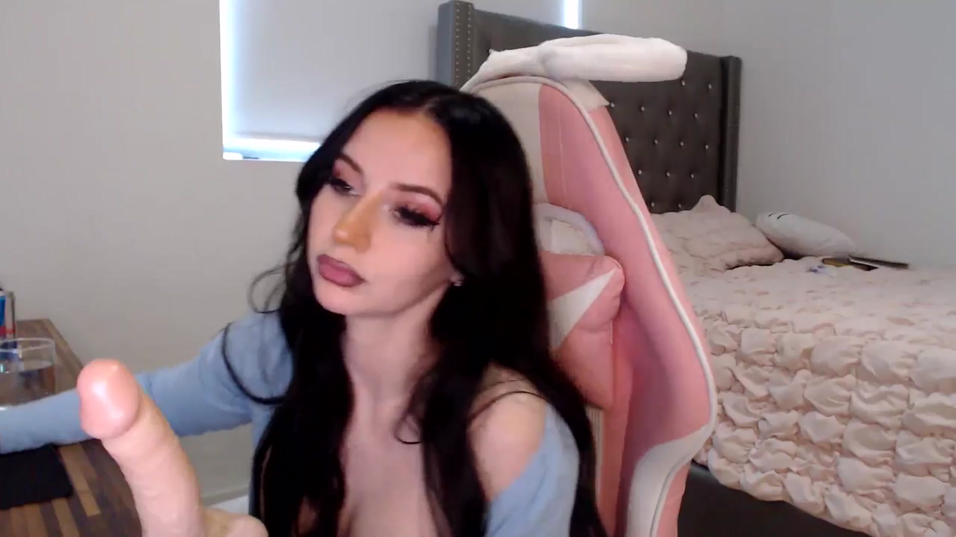 Gallery image thumbnail from iplayhardbabe's myfreecams stream on, 06/08/2024, 21:12 image 12 of 20