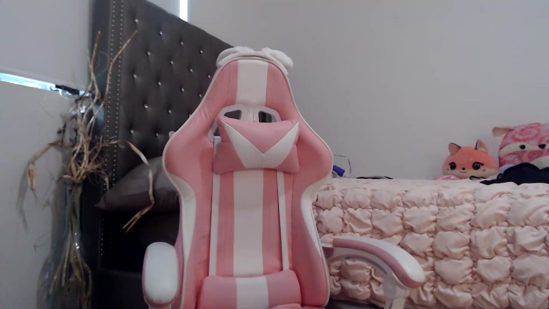 Gallery image thumbnail from iplayhardbabe's myfreecams stream on, 06/14/2024, 12:30 image 8 of 20