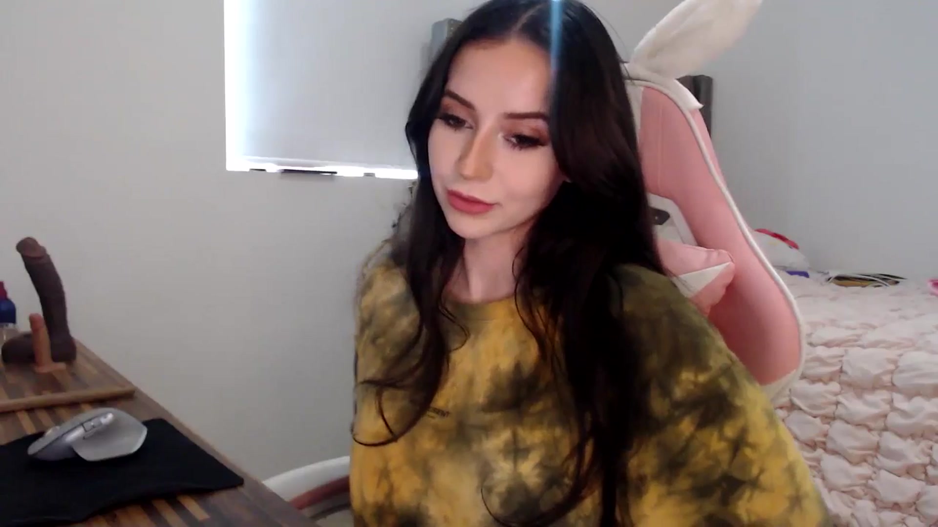 Gallery image thumbnail from iplayhardbabe's myfreecams stream on, 06/15/2024, 20:00 image 4 of 20