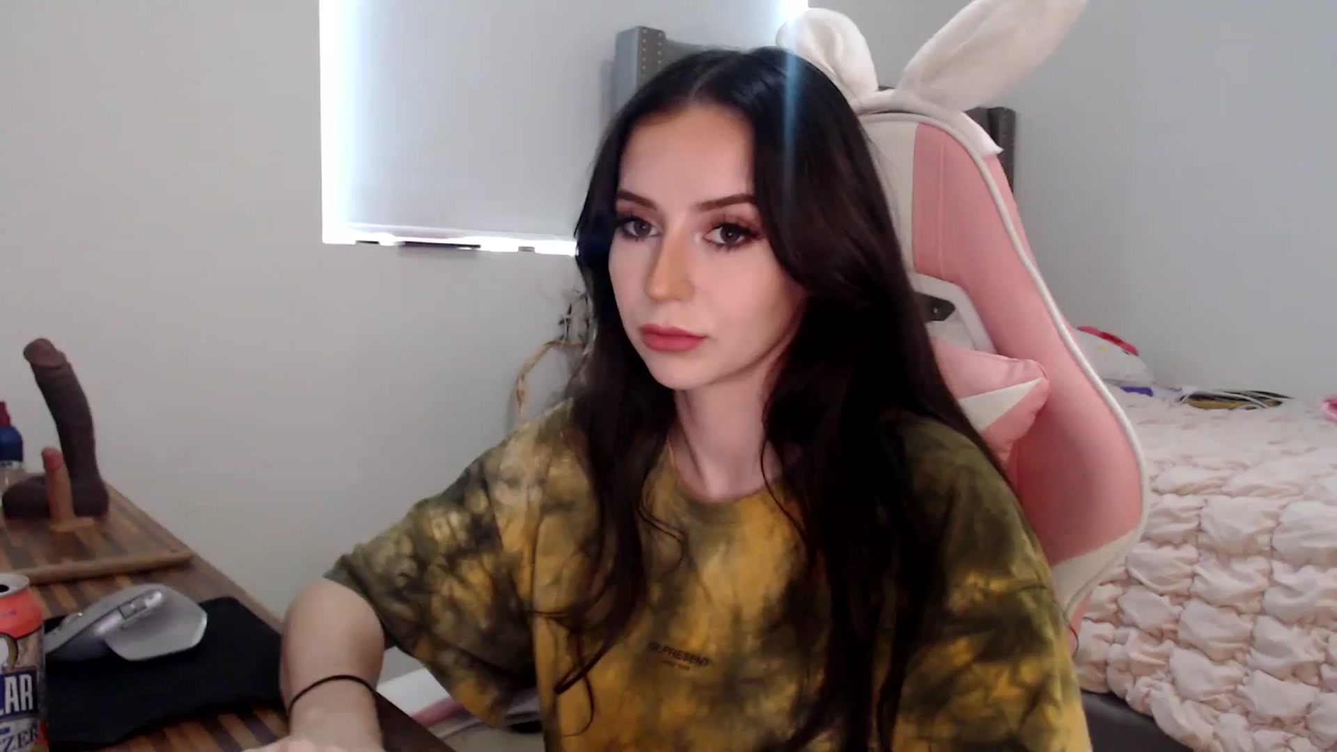 Gallery image thumbnail from iplayhardbabe's myfreecams stream on, 06/15/2024, 20:00 image 1 of 20
